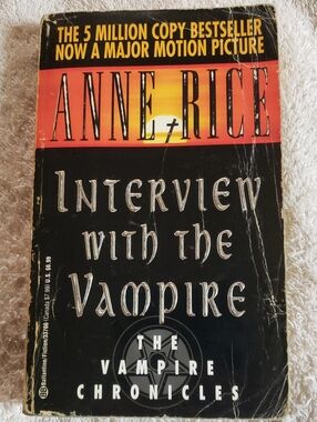 📚4 For $20 - Anne Rice Interview with the Vampire - Black Paperback Novel